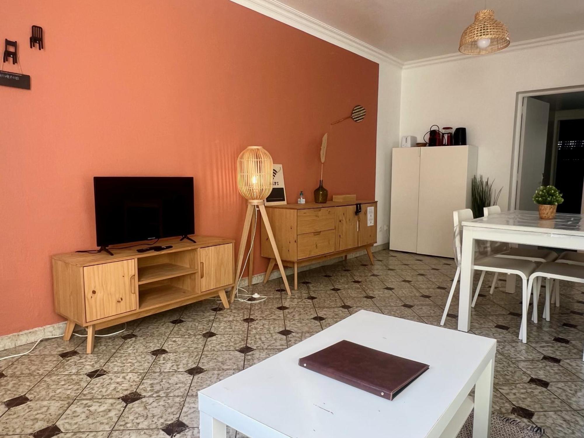Appart'Hotel Nuiteejour Versailles Saint Cyr L'Ecole Eksteriør bilde
